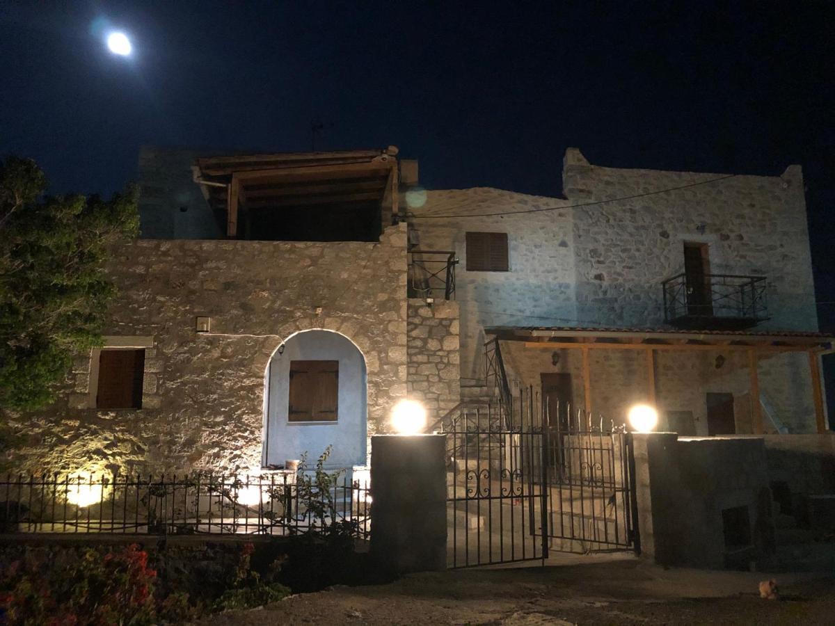 Kamares Cave House 3 Apartment Alika Ngoại thất bức ảnh
