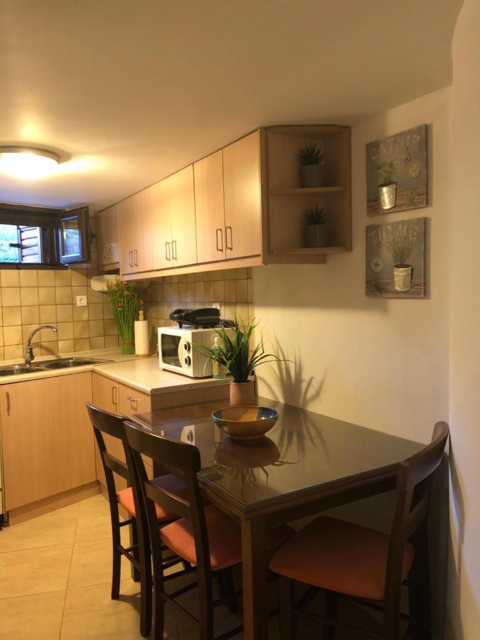 Kamares Cave House 3 Apartment Alika Ngoại thất bức ảnh