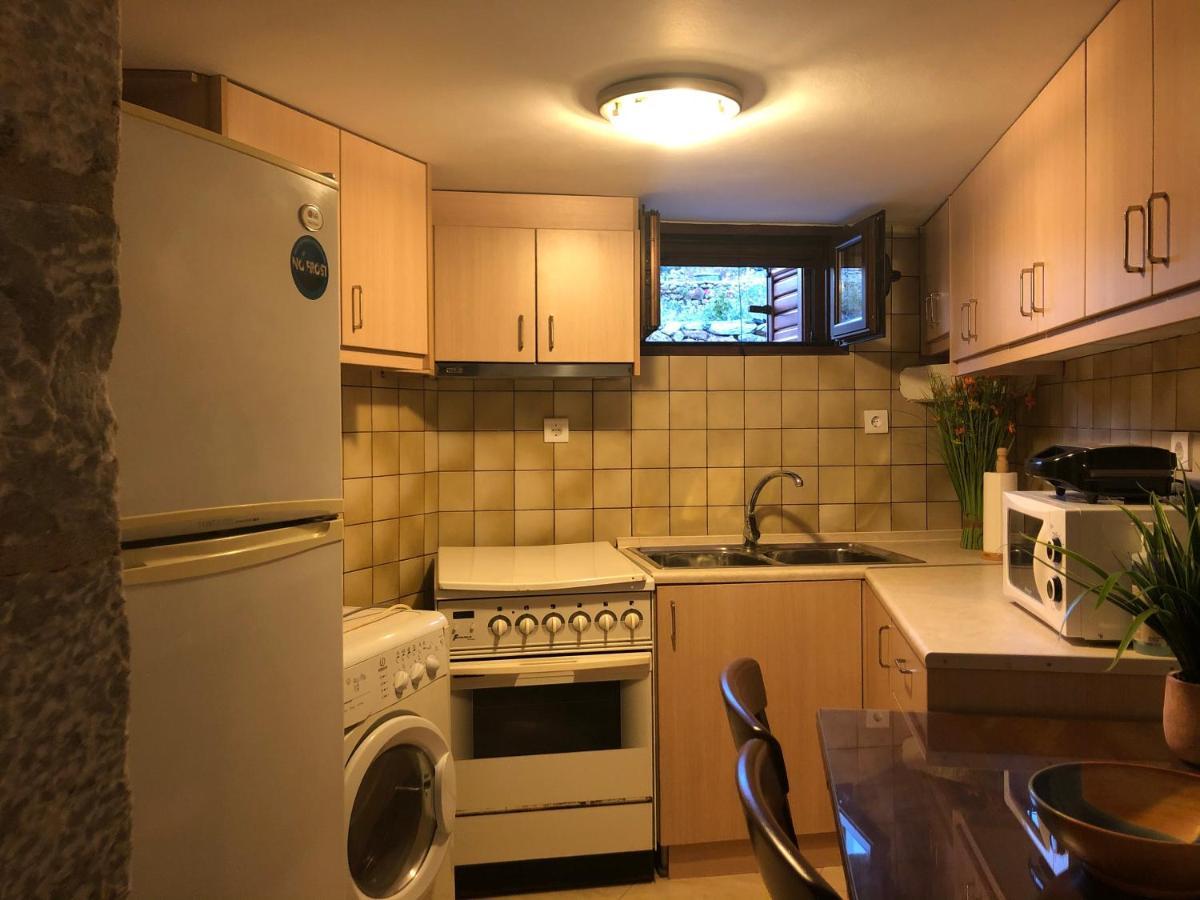 Kamares Cave House 3 Apartment Alika Ngoại thất bức ảnh